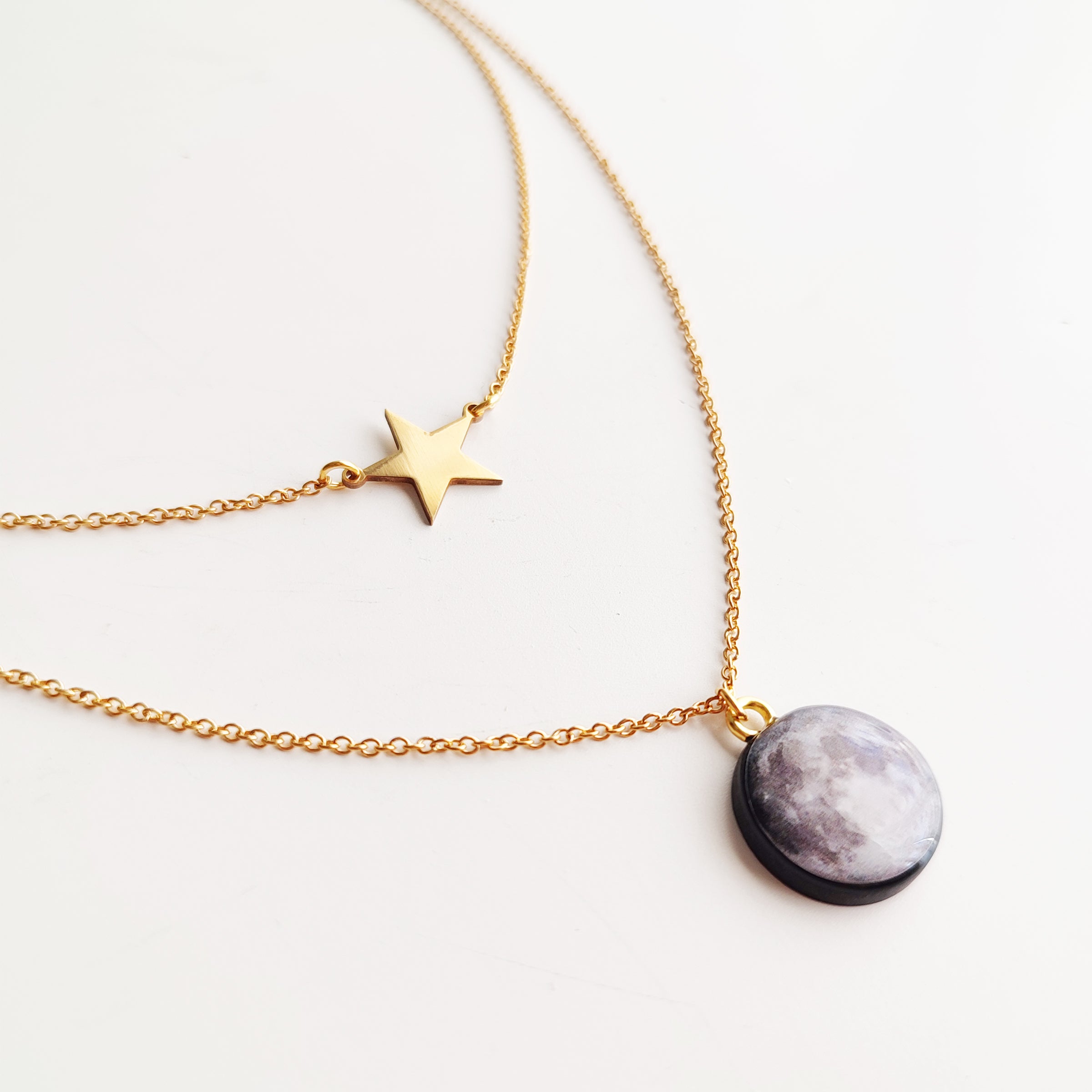 Collana in acciaio inox con Stella e Luna in argilla Polimerica