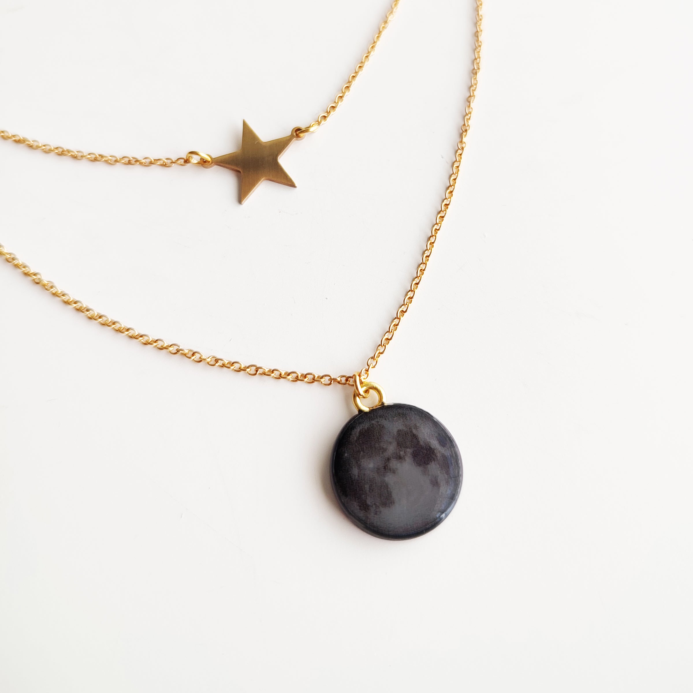 Collana in acciaio inox con Stella e Luna in argilla Polimerica